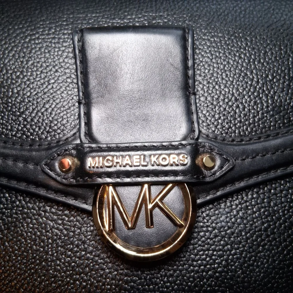 Michael Kors Jessie Pebbled Leather Shoulder Bag
